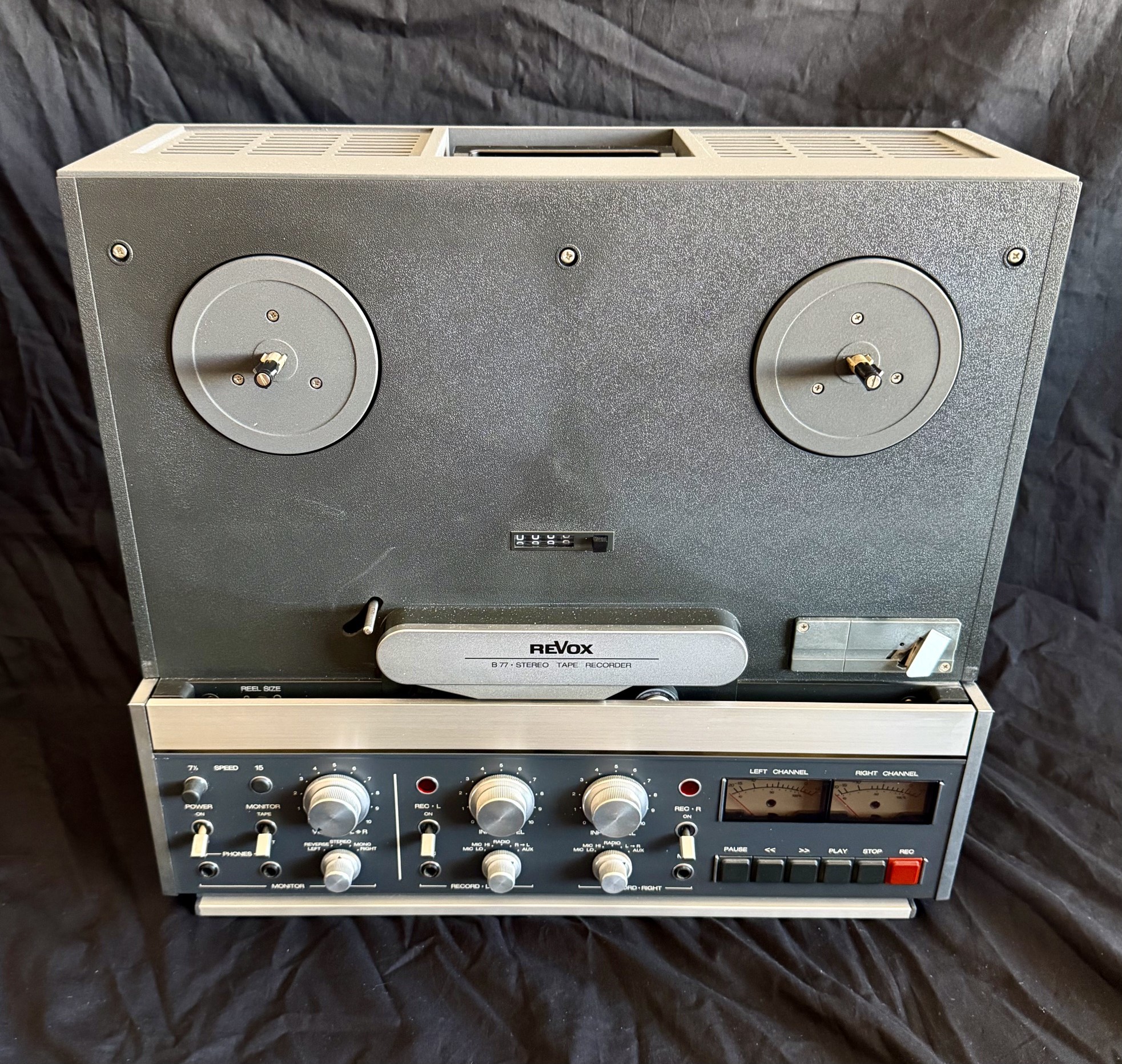 Studer A807 1